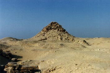 Piramide van Oeserkaf