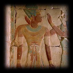 De vader van Merenptah, Ramses II. Hier is hij afgebeeld op een wand in de tempel van Abydos.